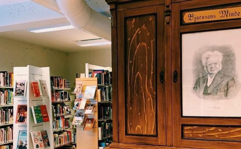 Åpningstider biblioteket